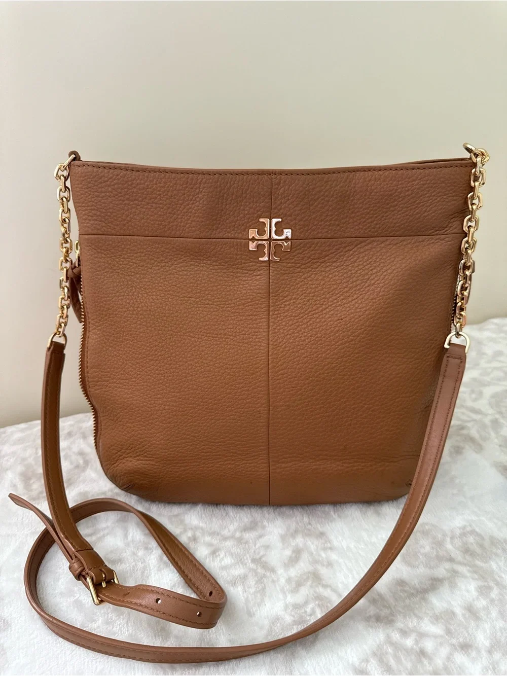 Tory Burch Women's Ivy Pebbled Leather Convertible Shoulder Bag Crossbody